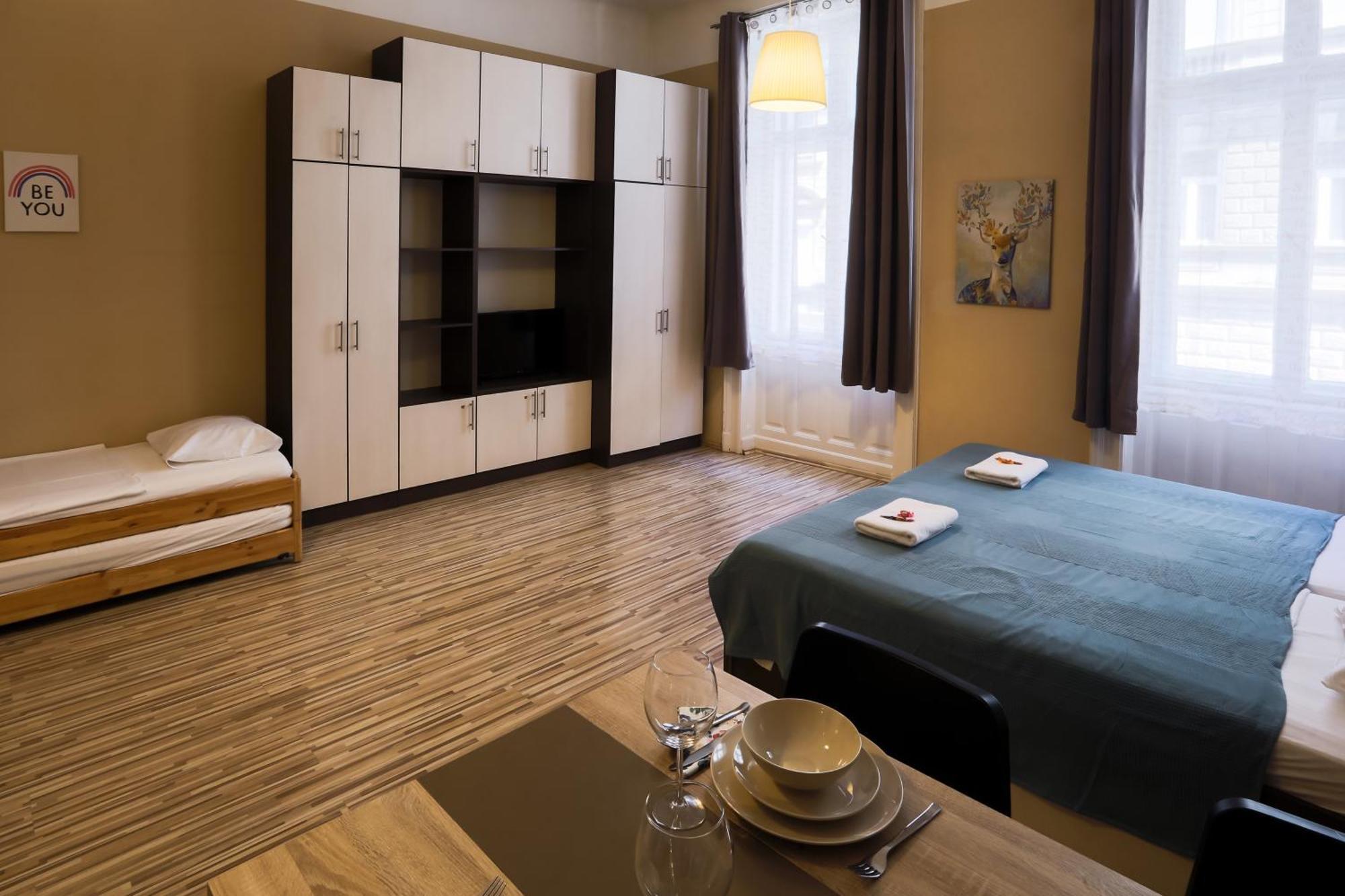 East Station Apartments Будапеща Екстериор снимка