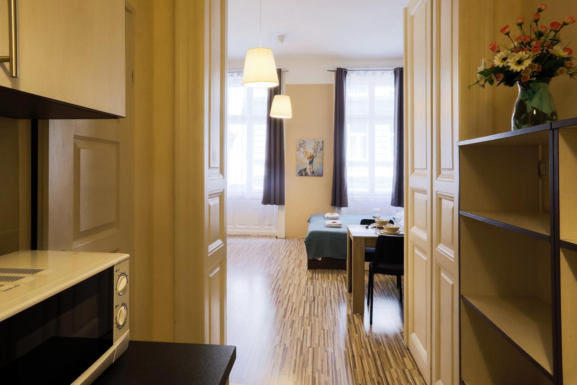 East Station Apartments Будапеща Екстериор снимка