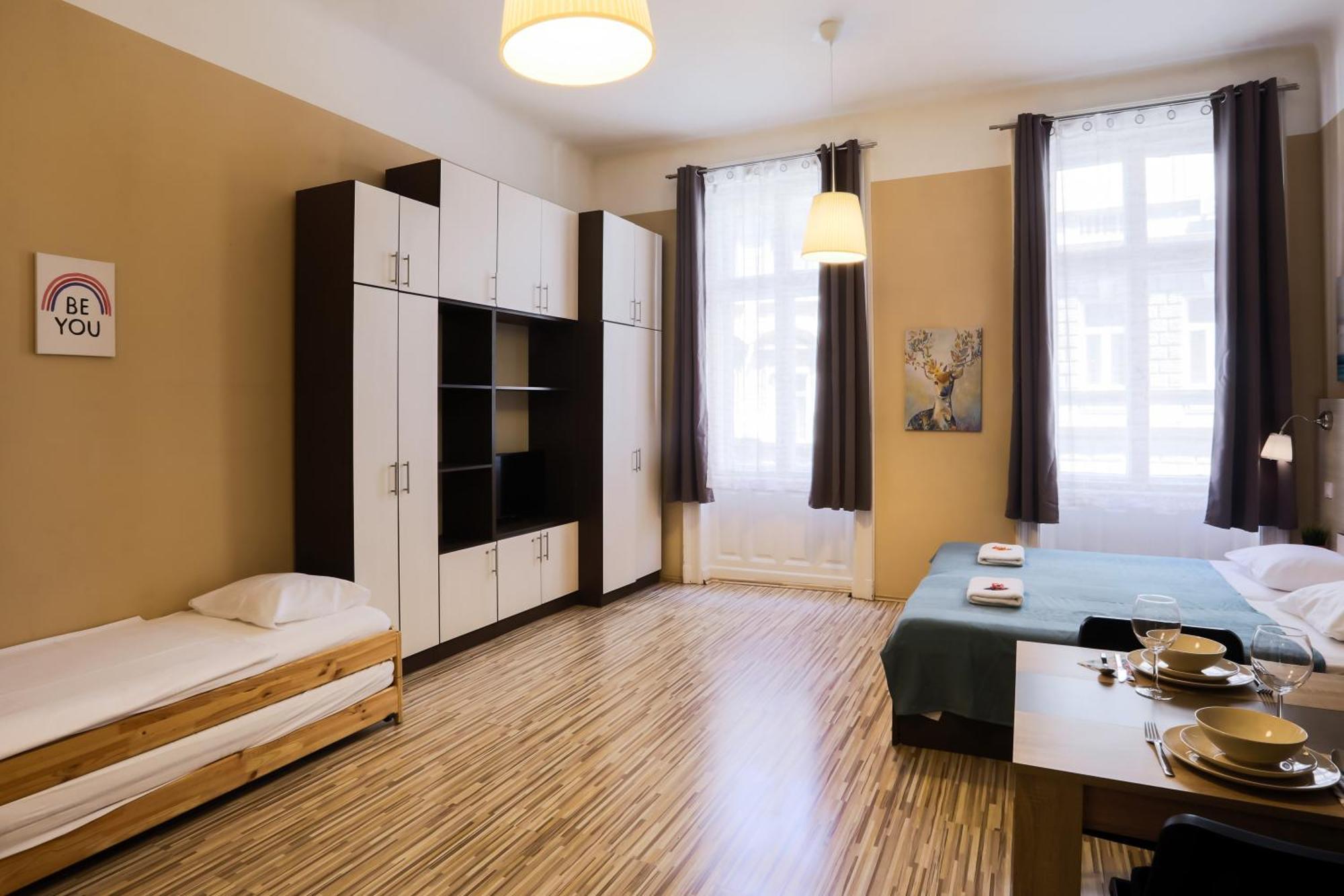 East Station Apartments Будапеща Екстериор снимка